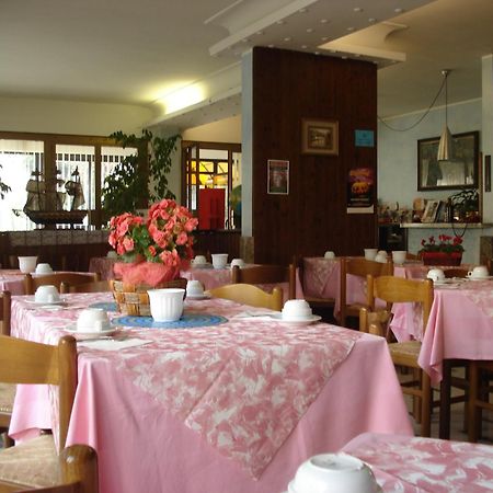 Hotel Primavera Desenzano del Garda Eksteriør billede