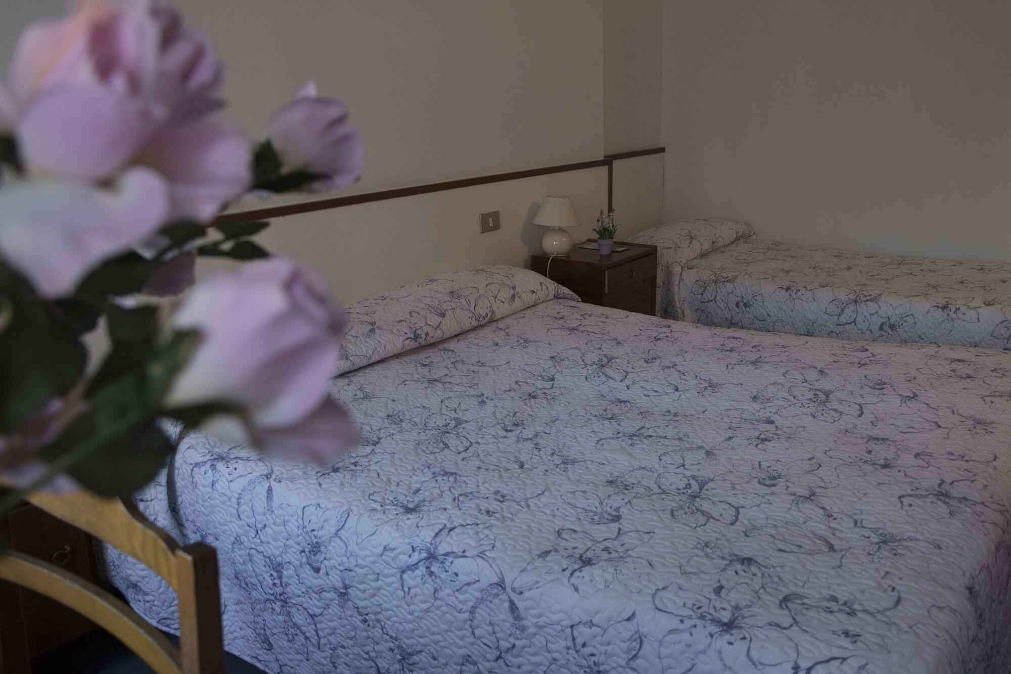Hotel Primavera Desenzano del Garda Eksteriør billede